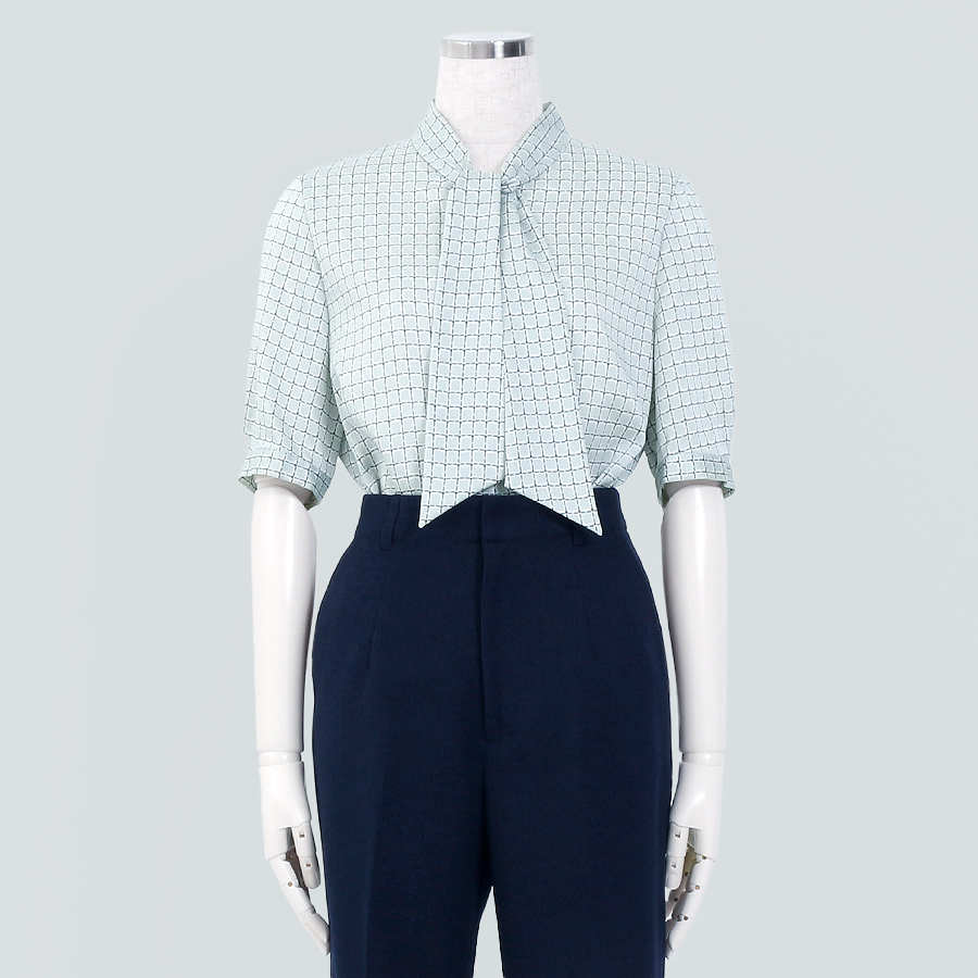 ジオメチェックボウタイブラウス