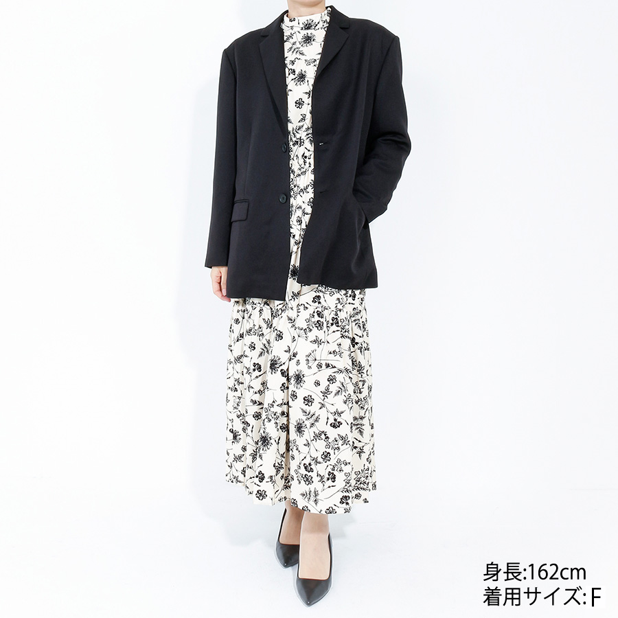 テーラードジャケット