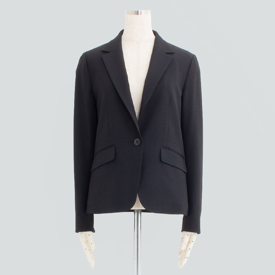 テーラードジャケット