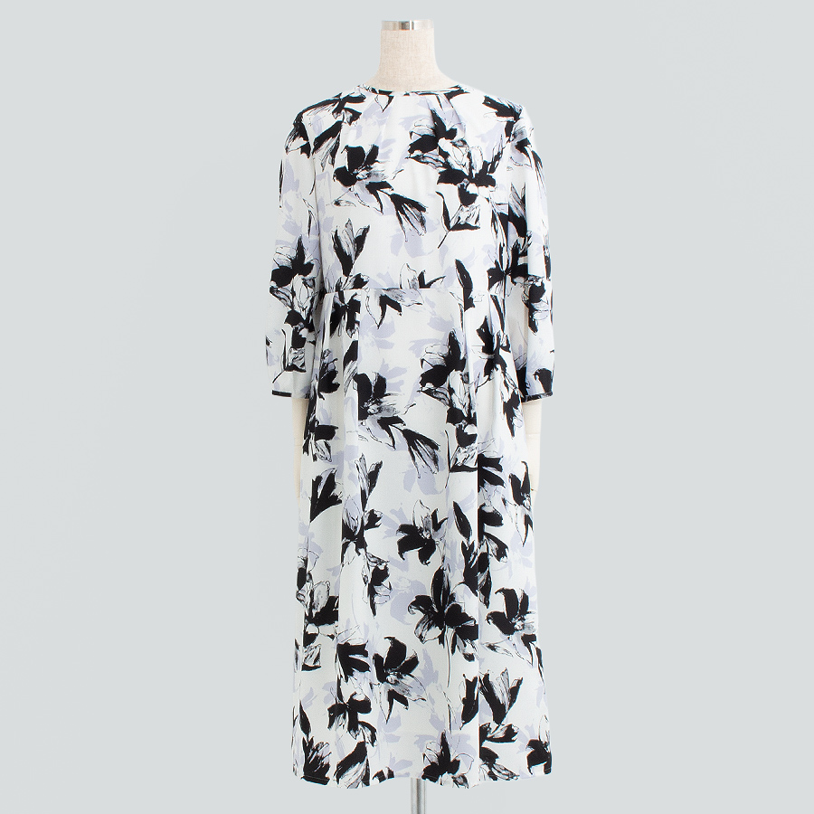 フラワープリントワンピース