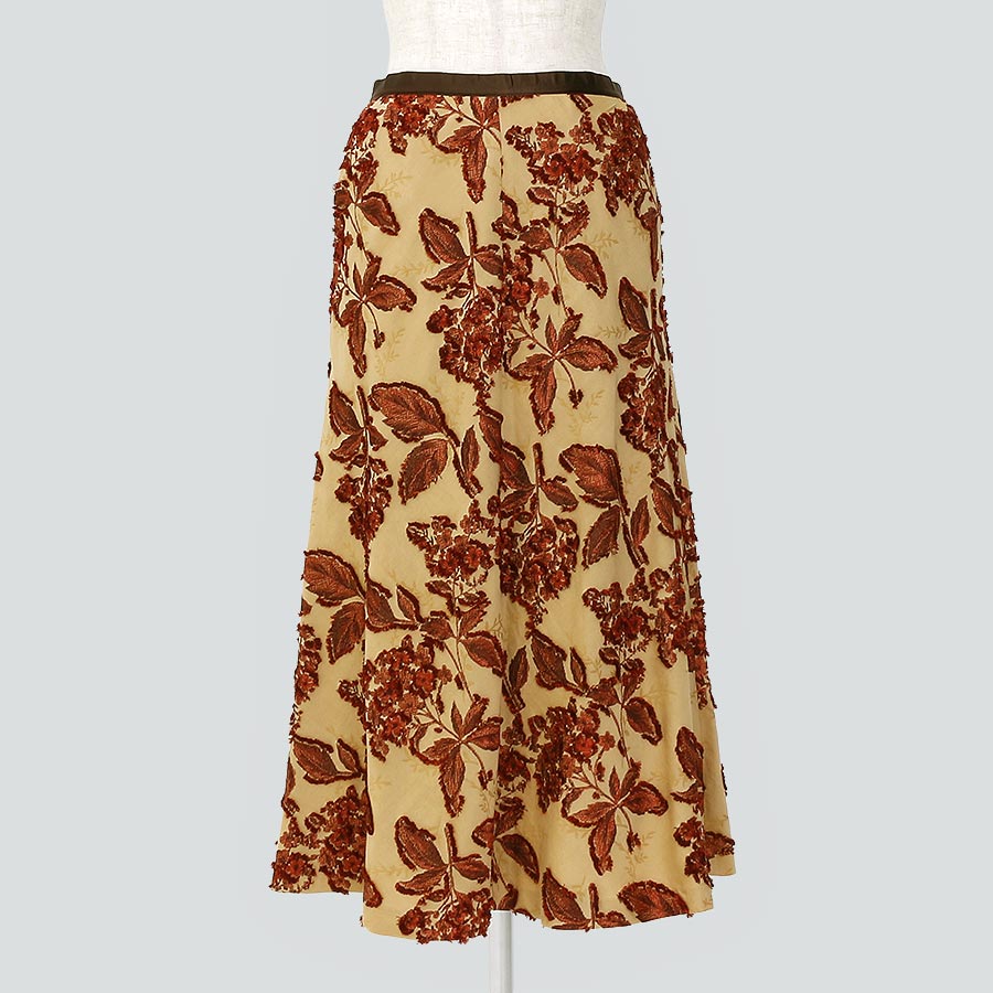 ジャガードスカート