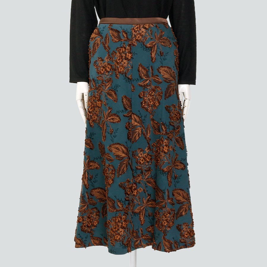 ジャガードスカート